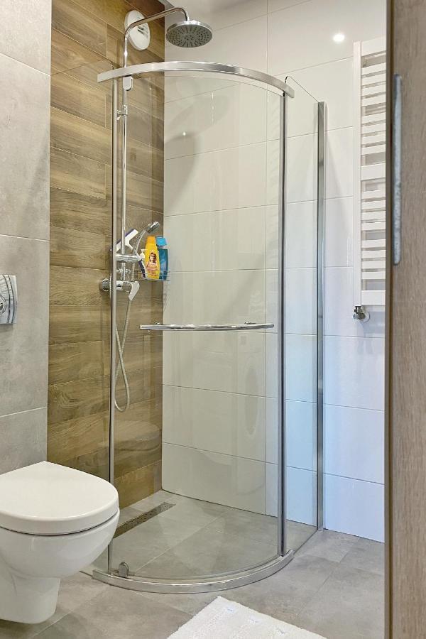 Capital Towers - Apartament Green Z Widokiem Na Rzeke ジェシュフ エクステリア 写真