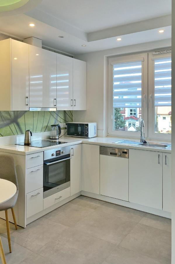 Capital Towers - Apartament Green Z Widokiem Na Rzeke ジェシュフ エクステリア 写真