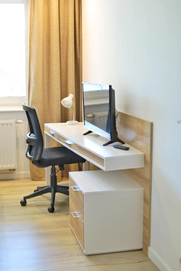 Capital Towers - Apartament Green Z Widokiem Na Rzeke ジェシュフ エクステリア 写真