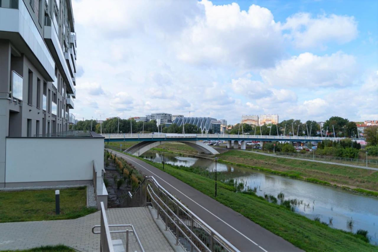 Capital Towers - Apartament Green Z Widokiem Na Rzeke ジェシュフ エクステリア 写真